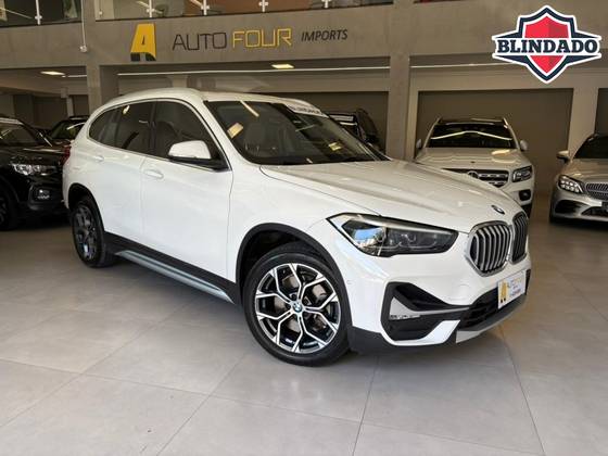 BMW X1 2.0 16V TURBO ACTIVEFLEX SDRIVE20I X-LINE 4P AUTOMÁTICO BMW X1 2.0 16V TURBO ACTIVEFLEX SDRIVE20I X-LINE 4P AUTOMÁTICO